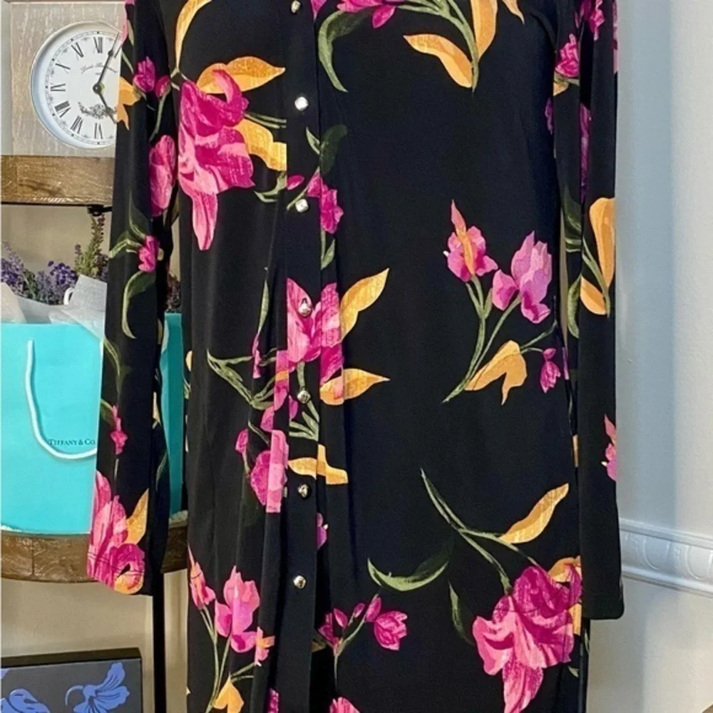 🌸Q4 - Susan Graver Liquid Knit Cardigan/Top🖤